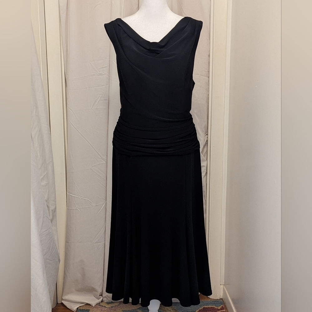 Joseph Ribkoff LBD size 16